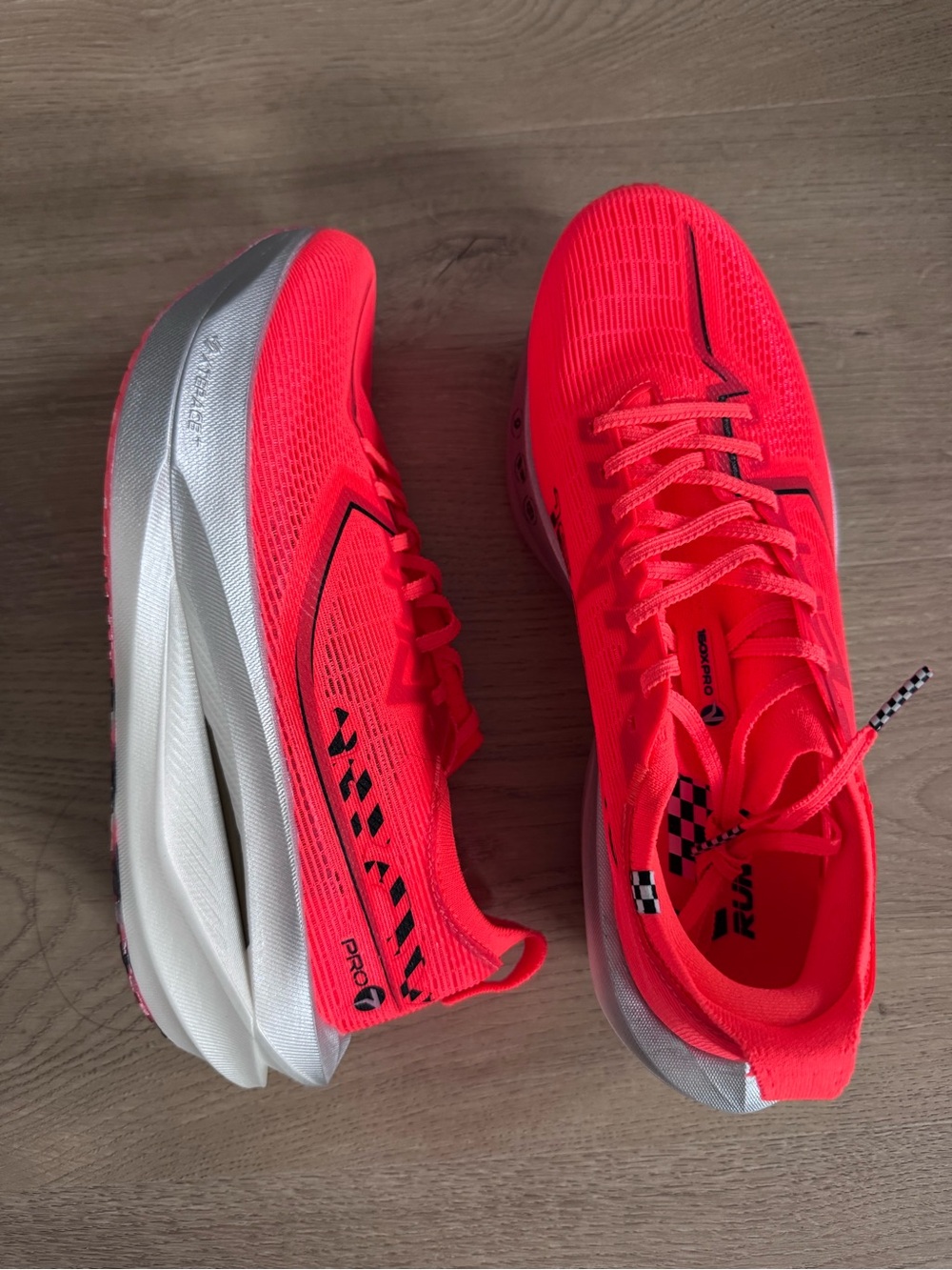 Xtep carbon plated running shoe BNWT size EU39
